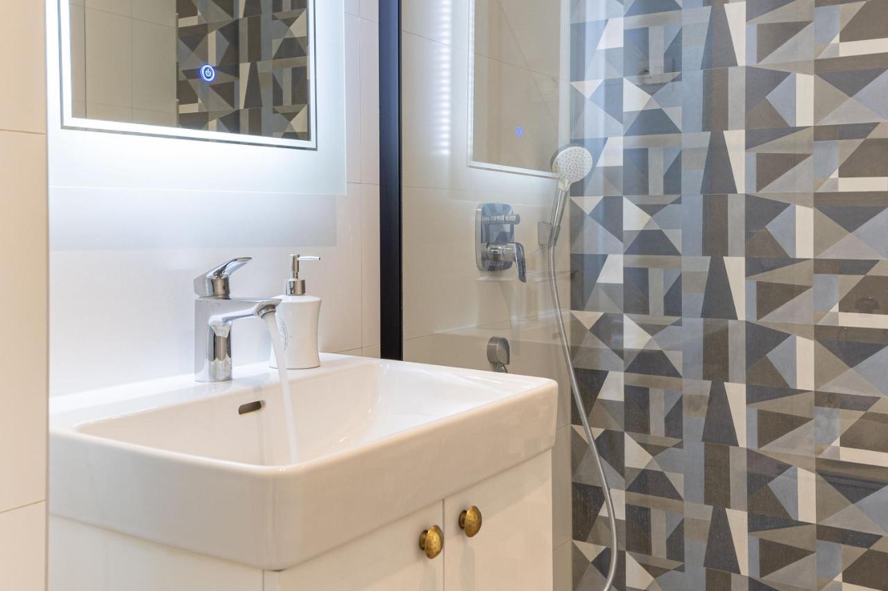 Apartment Abia Znjan Split Bagian luar foto